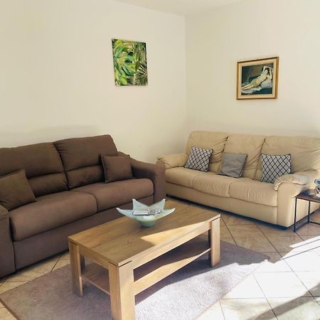 Apartamento La Casa Di Tita Stresa Habitación foto